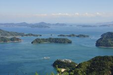 標高452.6ｍの神峰山山頂からの展望は絶景。瀬戸内海大小115の島を見渡すことができます。