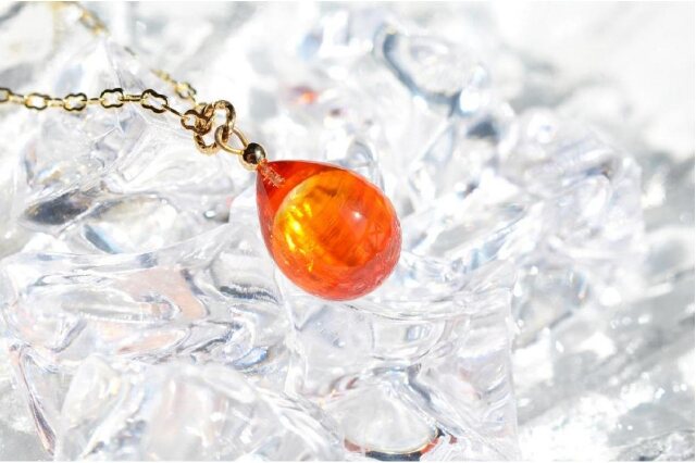 ふるさと納税 「【Soukore】ガラスアクセサリー・夕やけカラー