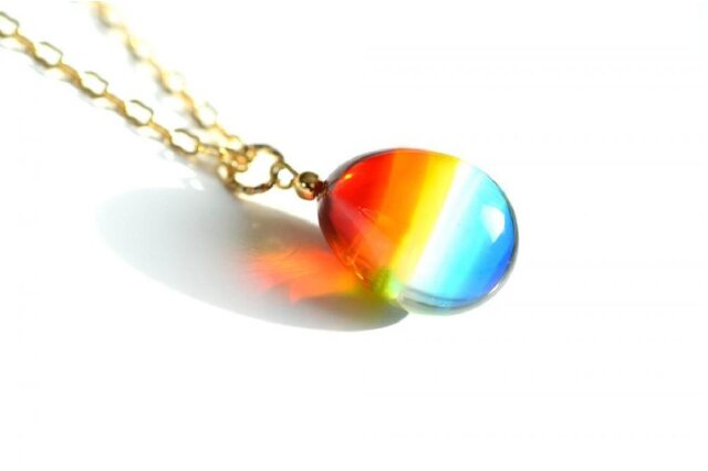 ふるさと納税 「【Soukore】ガラス・レインボーネックレス」 北海道