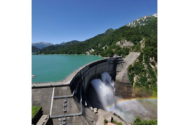 ふるさと納税 富山県 立山町 立山黒部アルペンルート ( 立山駅 〜 扇沢駅 ※片道 ) 優待券 ／ 立山黒部貫光 ／ 富山県 立山町 [55590356] 観光 旅行 券 チケッ… 立山町 宿泊施設 宿泊券 6,000円分 (寄附額 24,000円) 宿泊チケット