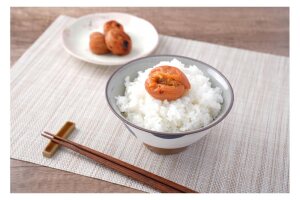 無添加梅干し ひょう被害エール規格外はちみつ梅干し 1kg(500gパックx2個) 塩分6%