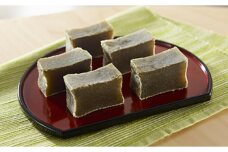 紅葉屋本舗竹皮包みようかん抹茶