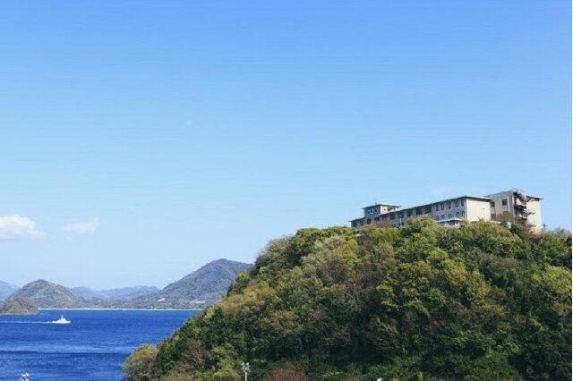 ふるさと納税 「きのえ温泉 ホテル清風館 1泊2食宿泊券（2名様ご利用・なぎ会席・和風ツインベットル－ム）」 広島県大崎上島町 -  ふるさと納税の「ふるさとぷらす」